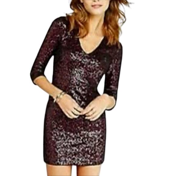 NWT Express Red and Black Sequin 3/4 Sleeve V-Neck Mini Dress Size 4 - Picture 1 of 7